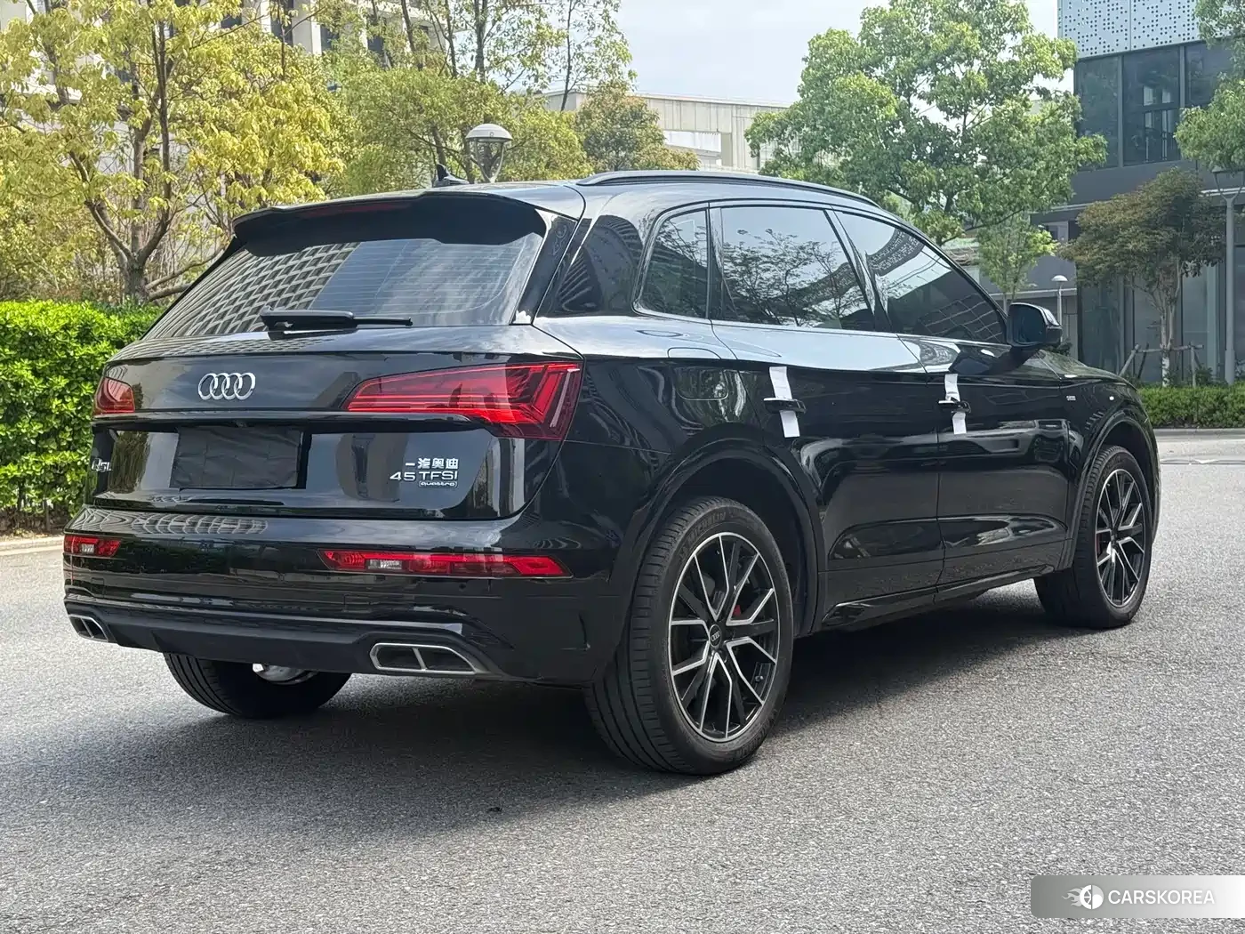 Audi Q5L id 4577902 из Китая 7