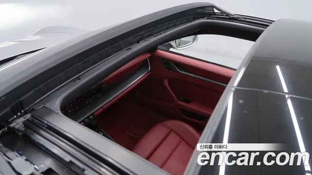 Porsche 911(992) id 2926461 из Кореи 7