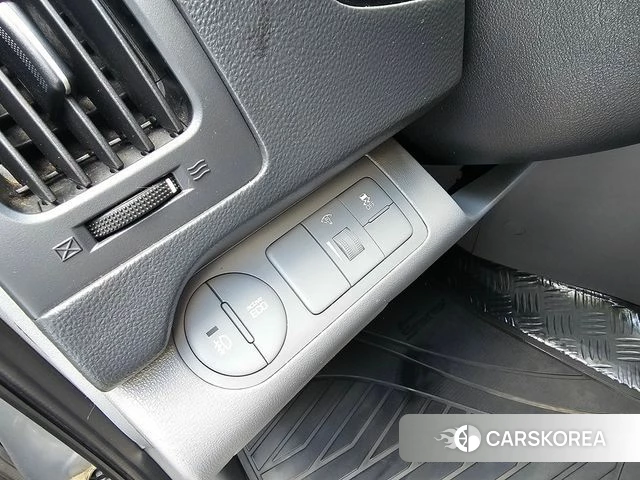 Hyundai The New Grand Starex id 4447818 из Кореи 7
