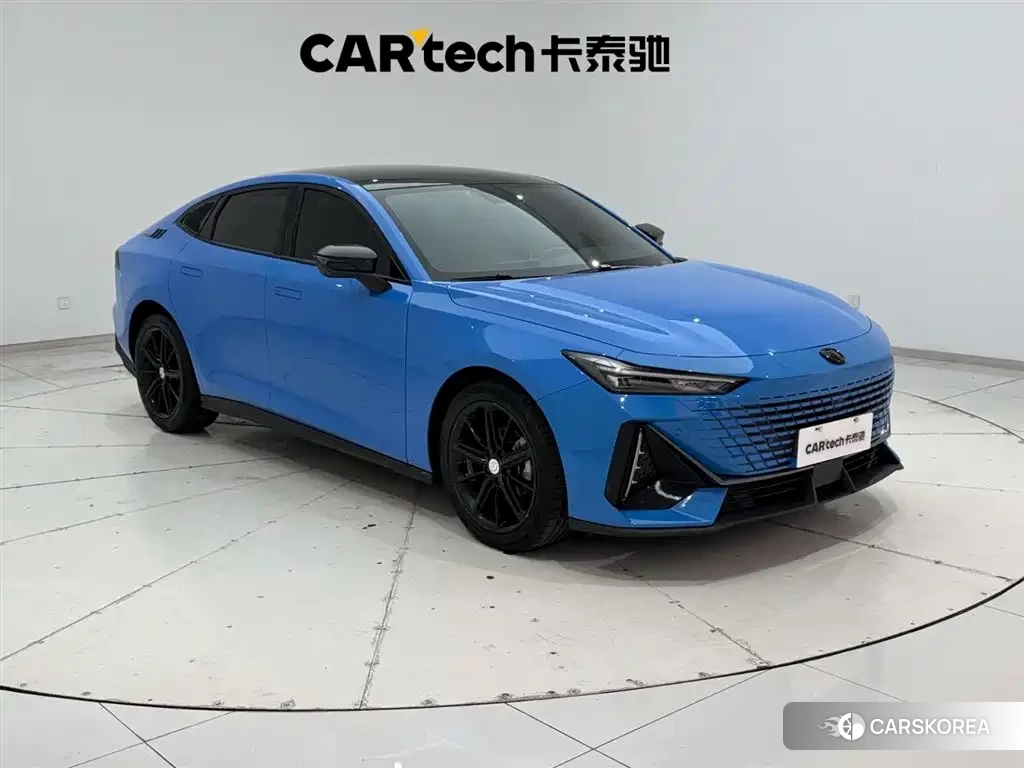 Chang'an Changan UNI-V id 4589122 из Китая 7