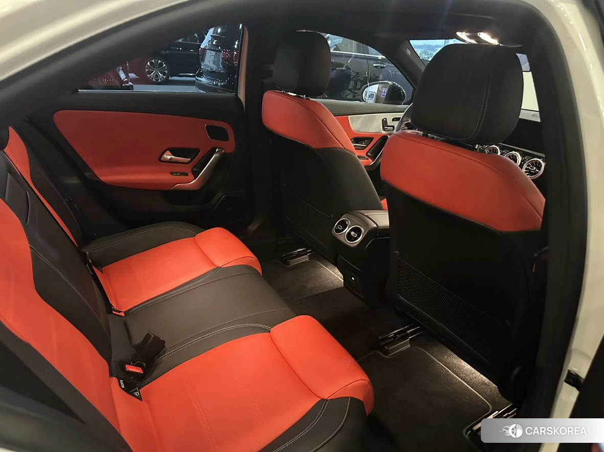 Mercedes-Benz AMG A-Class id 4510623 из Китая 7