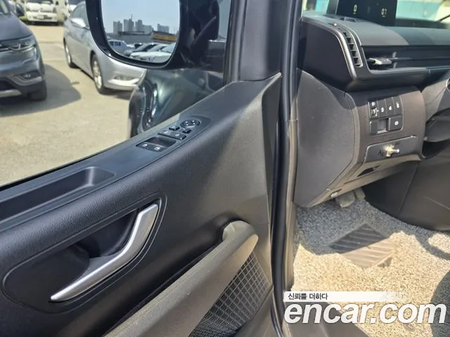 Hyundai Staria id 2662375 из Кореи 7