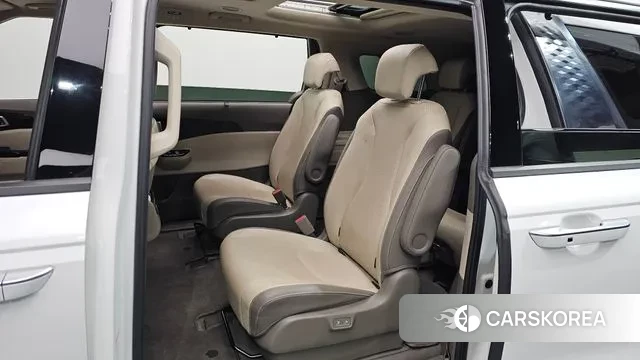 Kia Carnival 4th generation id 3697986 из Кореи 7