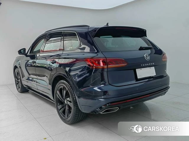 Volkswagen Touareg id 4341562 из Китая 7