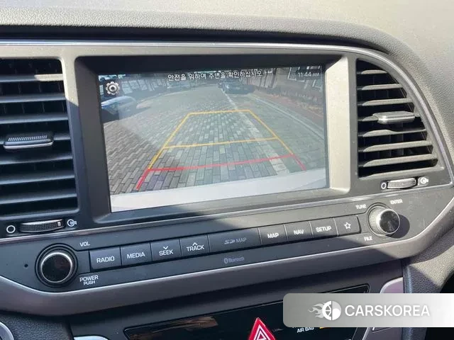 Hyundai Avante AD id 3636786 из Кореи 7