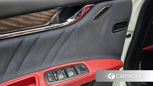 Maserati Quattroporte id 3373267 из Кореи 7