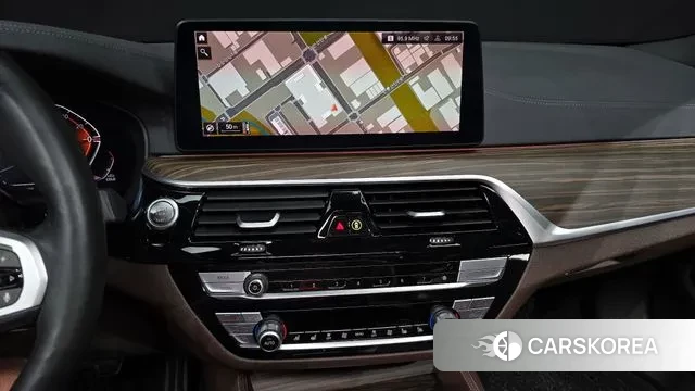 BMW 5 Series (G30) id 2965510 из Кореи 7