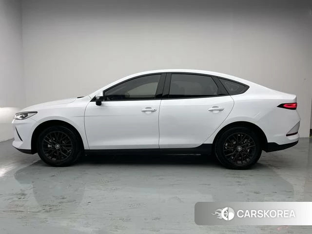 BYD Qin PLUS EV id 4198837 из Китая 7