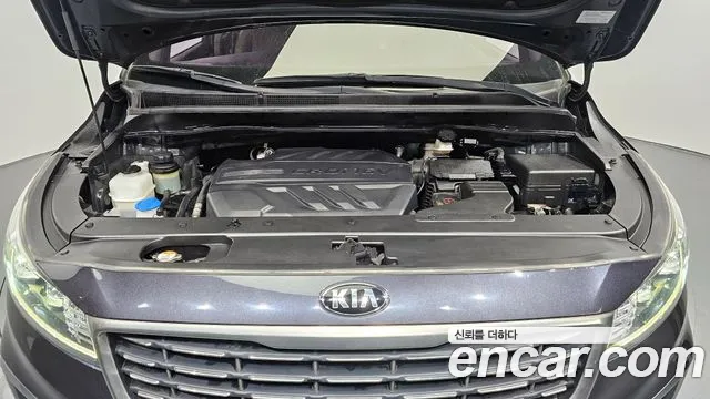 Kia The New Carnival id 2575482 из Кореи 7