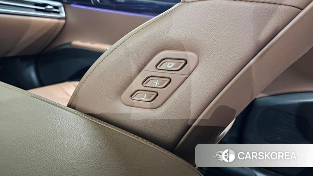 Hyundai Grandeur Hybrid (GN7) id 4349518 из Кореи 7