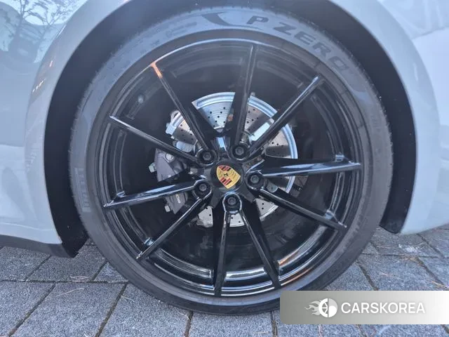 Porsche 911(992) id 3540048 из Кореи 7