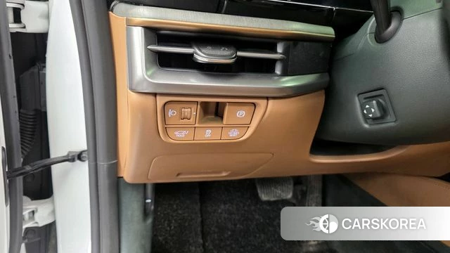 Hyundai Grandeur Hybrid (GN7) id 3891359 из Кореи 7