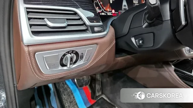 BMW 7 Series (G11) id 3771679 из Кореи 7