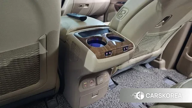 Kia All New Carnival id 2982016 из Кореи 7