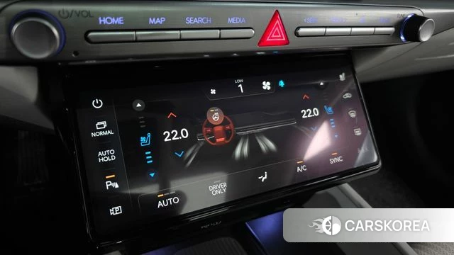Hyundai Grandeur Hybrid (GN7) id 4442500 из Кореи 7