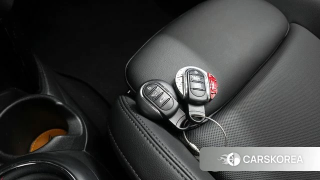 Mini Cooper S id 4318117 из Кореи 7