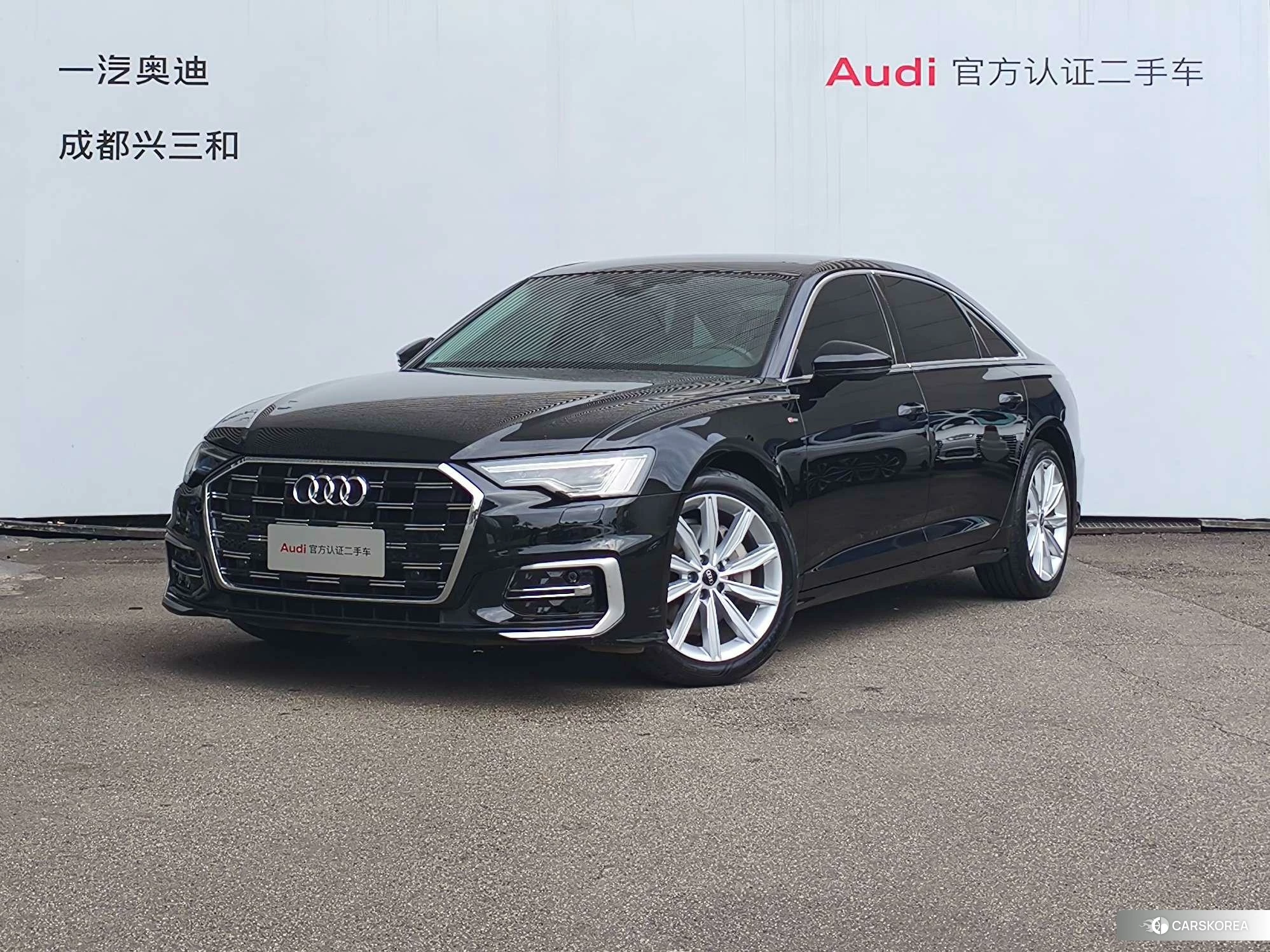 Audi A6L id 4513842 из Китая 7
