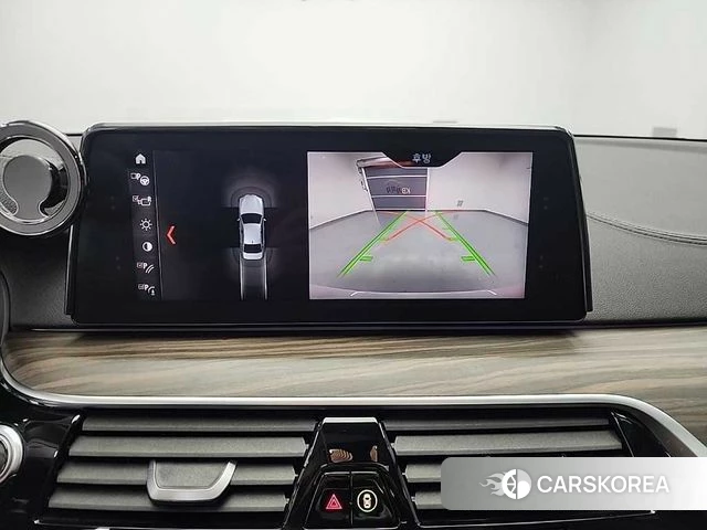 BMW 5 Series (G30) id 3820824 из Кореи 7