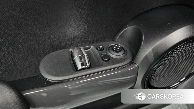 Mini Cooper id 4356658 из Кореи 7