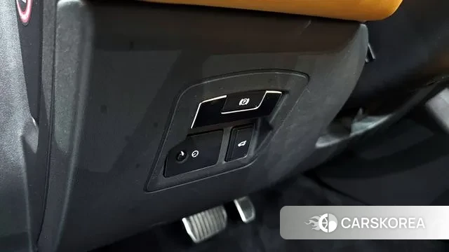 Land Rover Range Rover Velar id 3308191 из Кореи 7