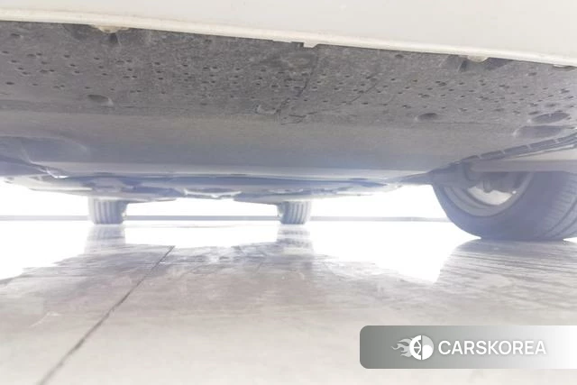 Audi A4L id 3810299 из Китая 7