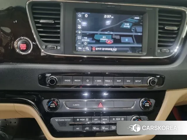 Kia The New Carnival id 3694984 из Кореи 7