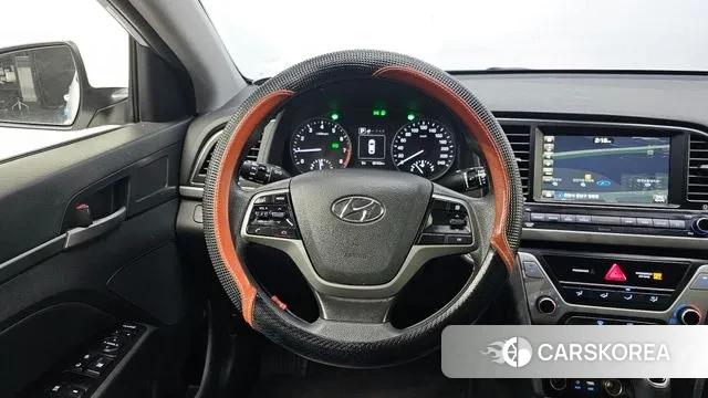Hyundai Avante AD id 3474930 из Кореи 7