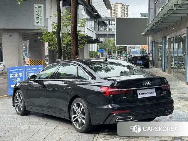 Audi A6L id 4272486 из Китая 7
