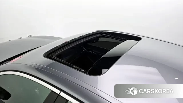 BMW 5 Series (G30) id 3420838 из Кореи 7