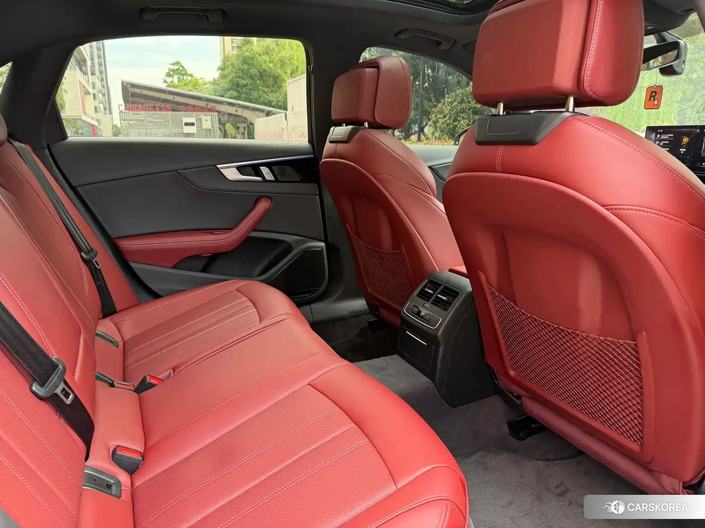 Audi A4L id 4622637 из Китая 7