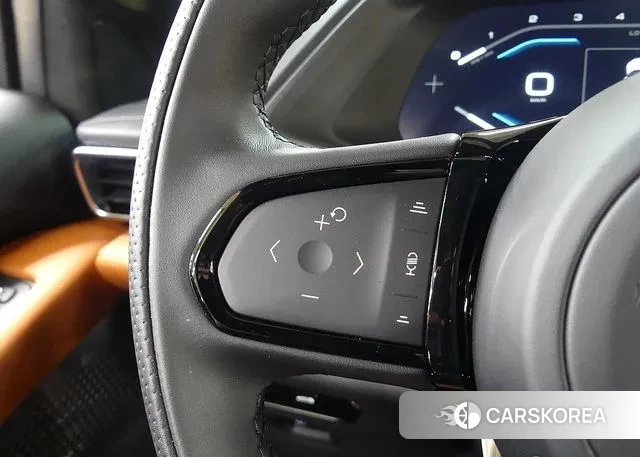 Lotus Emira id 3185148 из Кореи 7