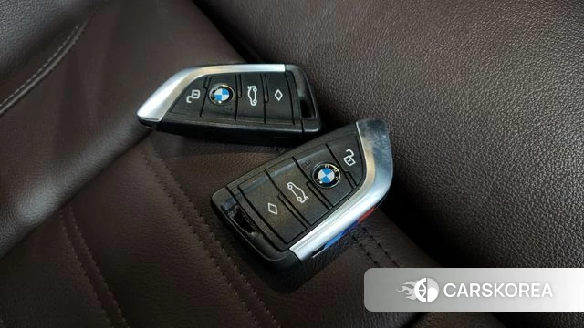BMW 3 Series (G20) id 4637019 из Кореи 7