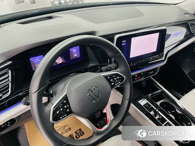 Volkswagen Tourang id 4238750 из Китая 7