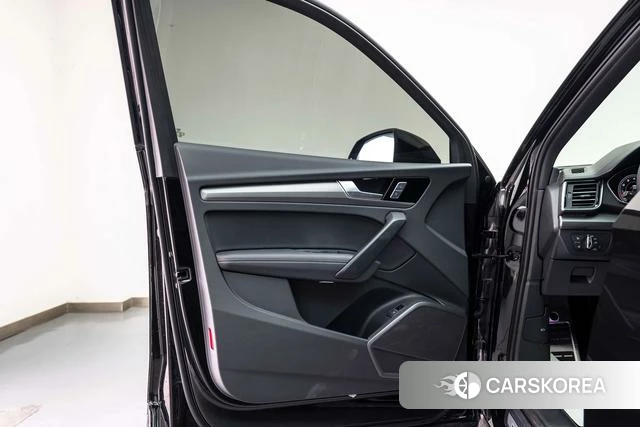 Audi Q5L id 4263497 из Китая 7