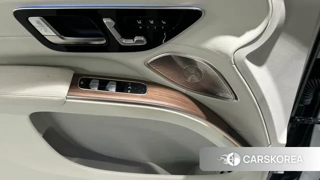 Mercedes-Benz EQS SUV X296 id 2993204 из Кореи 7