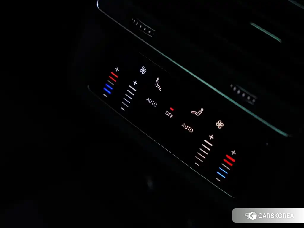 Audi SQ7 id 4601742 из Китая 7
