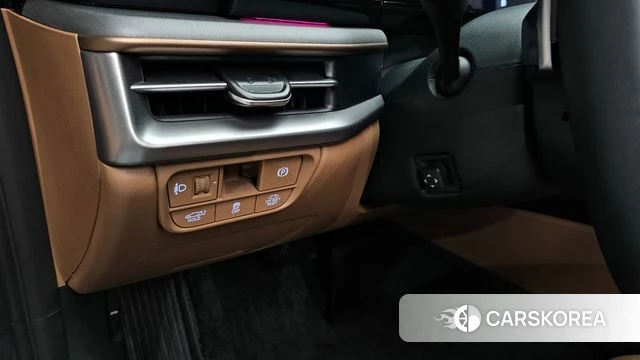 Hyundai Grandeur Hybrid (GN7) id 4469165 из Кореи 7