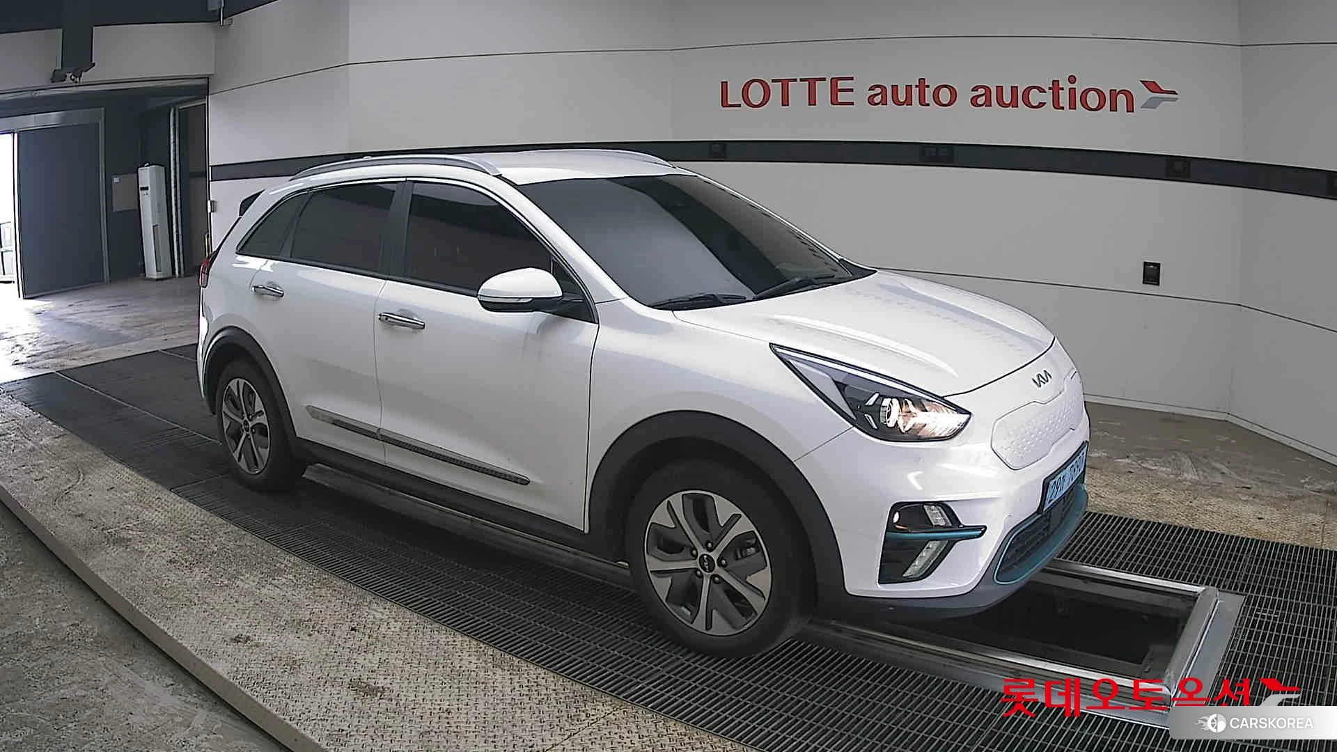 Kia Niro EV id 3888432 из Кореи 7