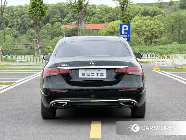 Mercedes-Benz E-class id 4256105 из Китая 7