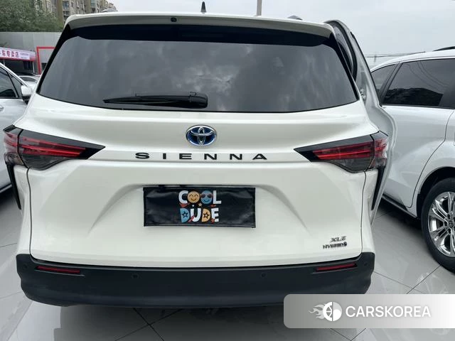 Toyota Sienna id 4261226 из Китая 7