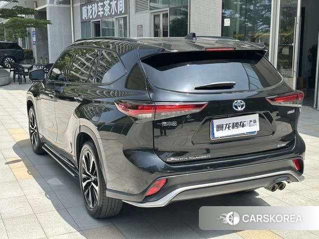 Toyota Crown Lufang id 4220911 из Китая 7