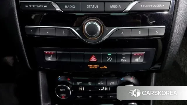 Infiniti Q30 id 3703364 из Кореи 7