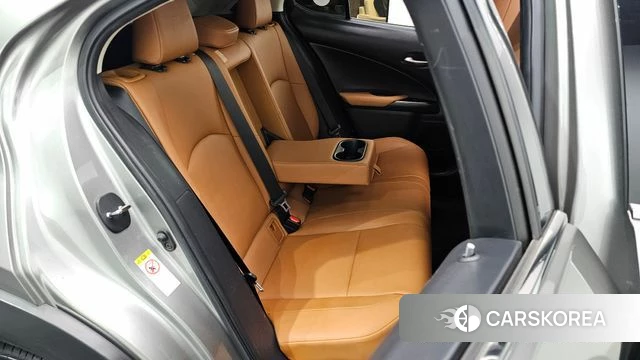 Lexus UX250h id 4384611 из Кореи 7