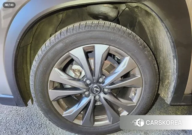 Lexus UX250h id 3476663 из Кореи 7