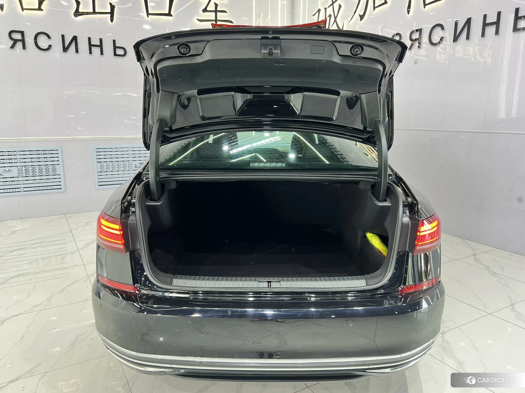Volkswagen Passat id 4493197 из Китая 7