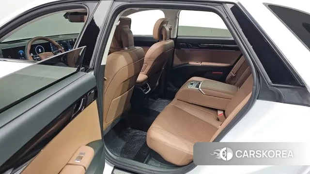 Hyundai Grandeur Hybrid (GN7) id 3007073 из Кореи 7