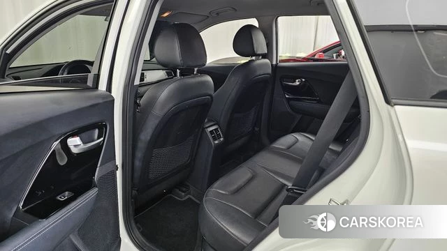 Kia Niro id 4595925 из Кореи 7