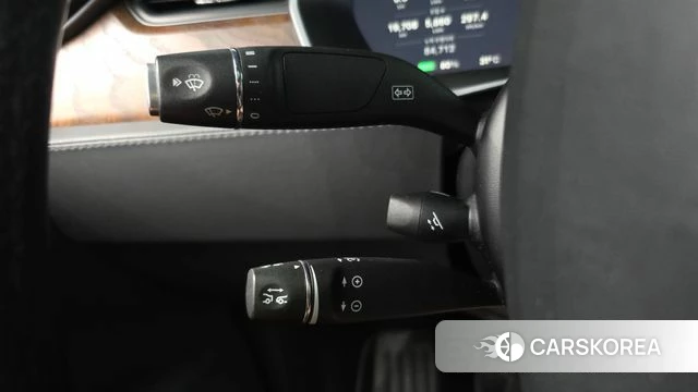Tesla Model X id 4520124 из Кореи 7