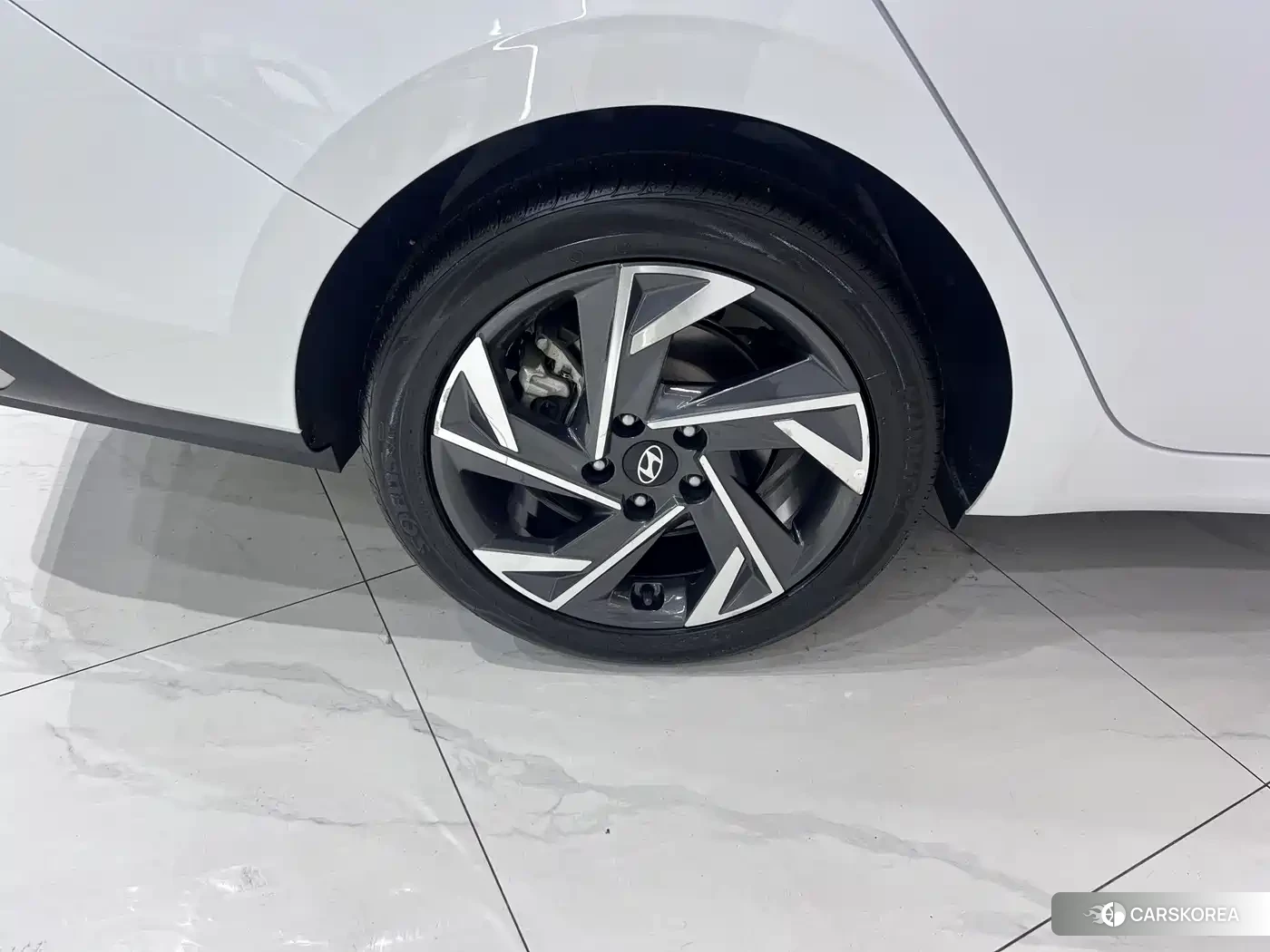 Hyundai Elantra id 4576552 из Китая 7