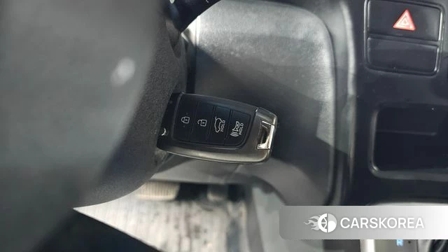 Hyundai Staria id 3923135 из Кореи 7